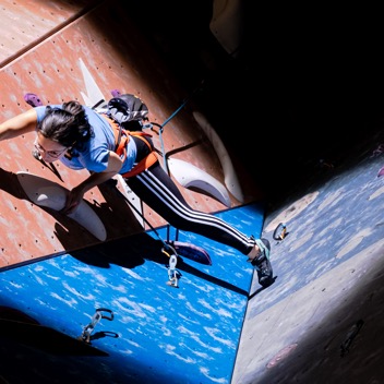climb up comp final15.jpg