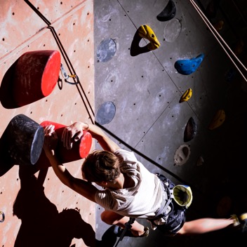 climb up comp final32.jpg