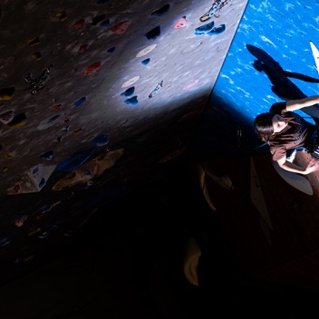 climb up comp final20.jpg